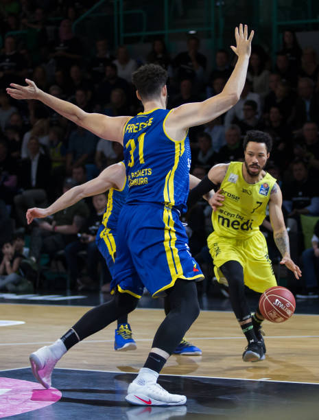 卢在一次访 卢在一次访