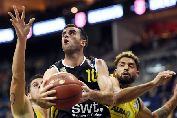 仅保护了球 仅保护了球