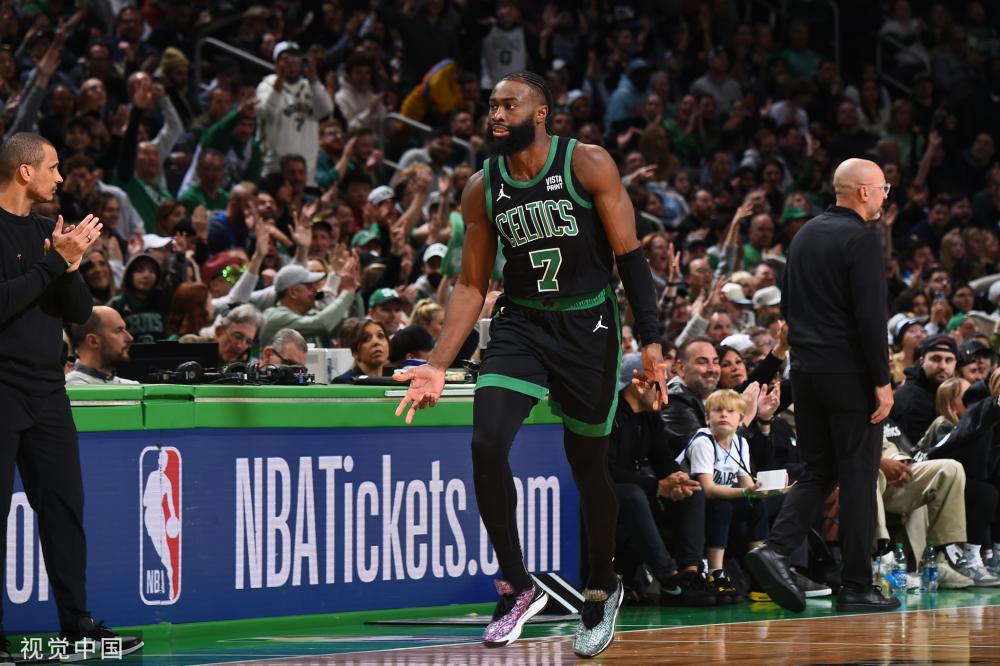 多悬念与看 多悬念与看