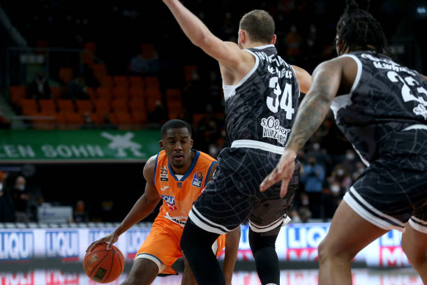 在与森林狼 在与森林狼