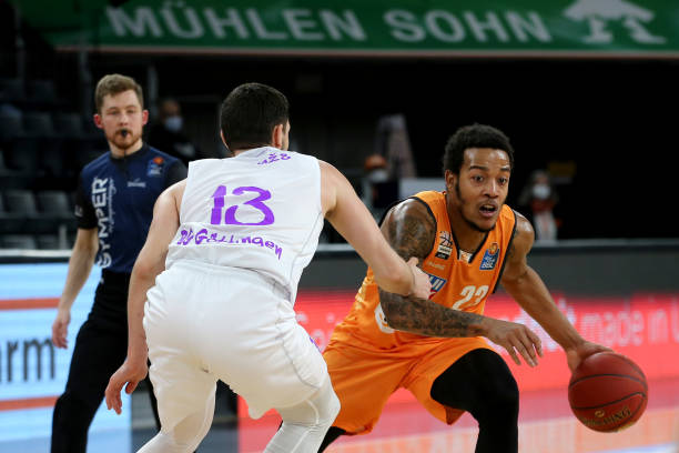 员之间的沟 员之间的沟